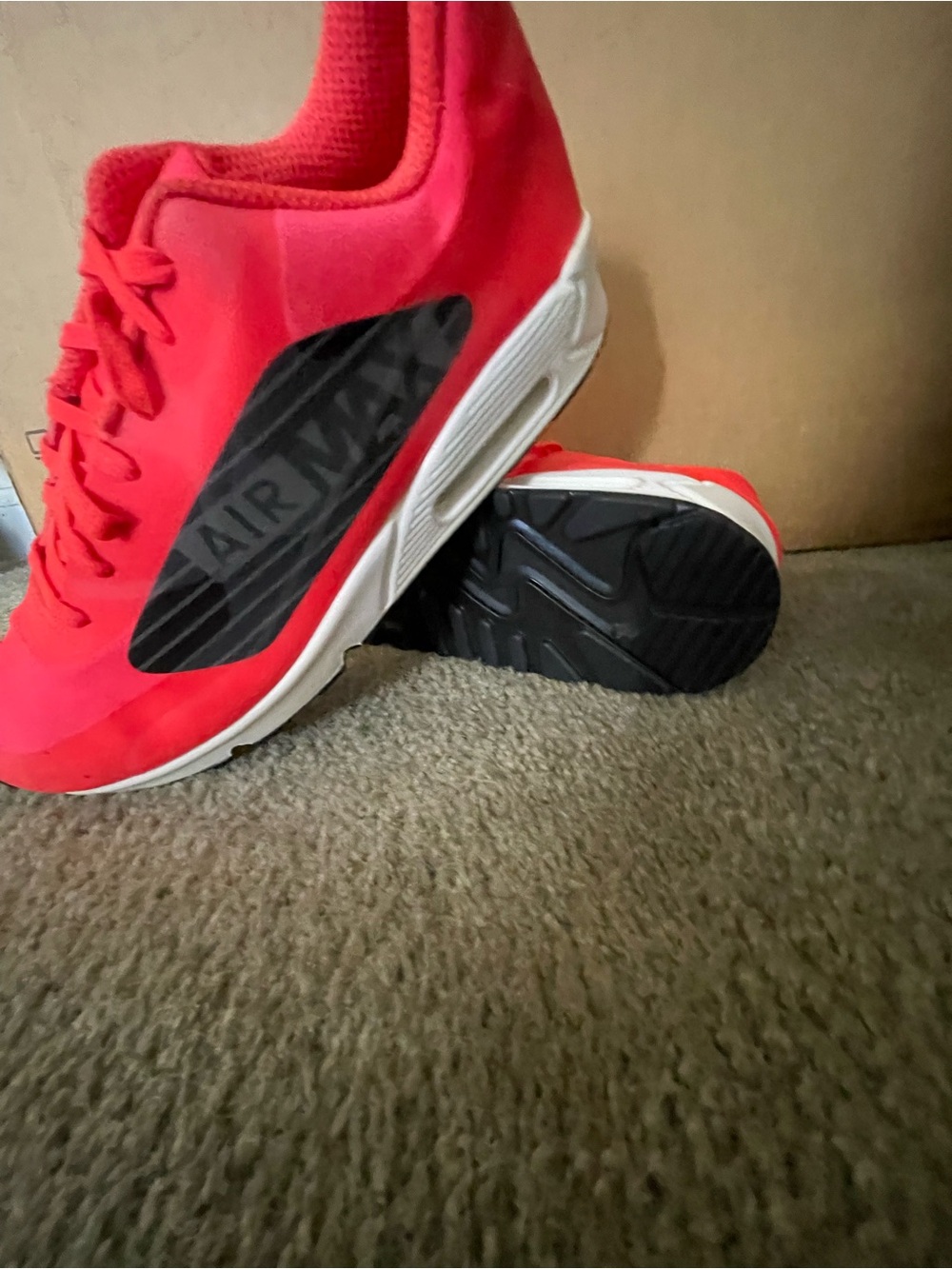 Nike Men's Red and Black Athletic Sneakers